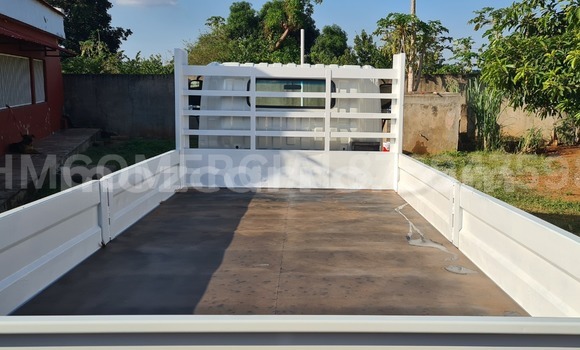 Buy Used Hino 300 Series White Truck in Maputo in Maputo Buy Used Hino 300 Series White Truck in Maputo in Maputo