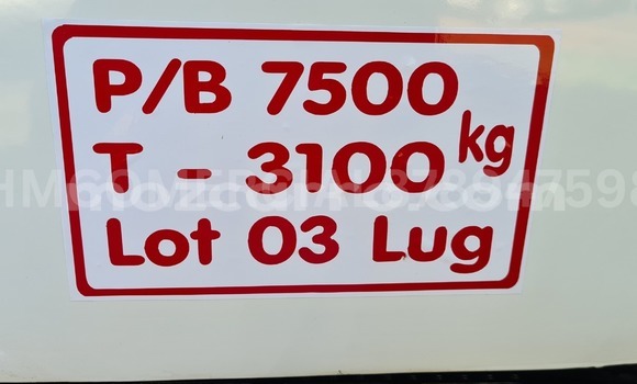 Buy Used Hino 300 Series White Truck in Maputo in Maputo Buy Used Hino 300 Series White Truck in Maputo in Maputo