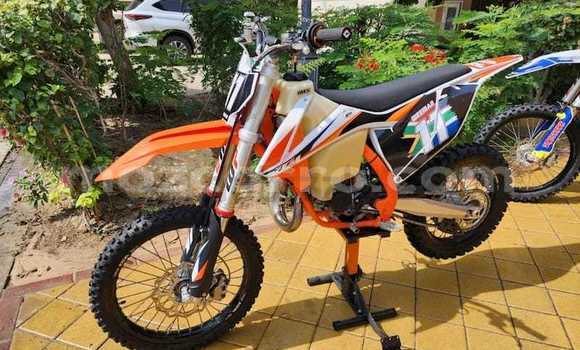 Comprar Usado KTM 85 SX 19/16 Bege Moto em Maputo em Maputo