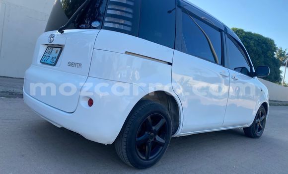Comprar Usado Toyota Sienta Branco Carro em Maputo em Maputo Comprar Usado Toyota Sienta Branco Carro em Maputo em Maputo