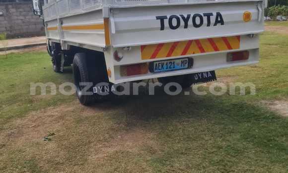 Buy Used Toyota Dyna White Car in Maputo in Maputo Buy Used Toyota Dyna White Car in Maputo in Maputo