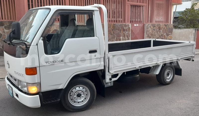 Big with watermark toyota hiace nampula mocambique 24587