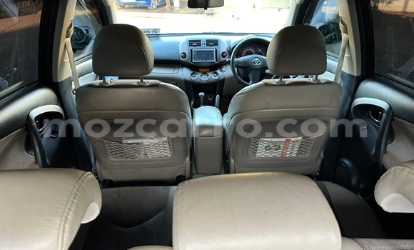 Comprar Usado Toyota Vanguard De outros Carro em Maputo em Maputo Comprar Usado Toyota Vanguard De outros Carro em Maputo em Maputo