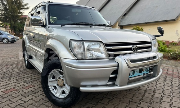 Buy Used Toyota Land Cruiser Prado Other Car in Maputo in Maputo Buy Used Toyota Land Cruiser Prado Other Car in Maputo in Maputo