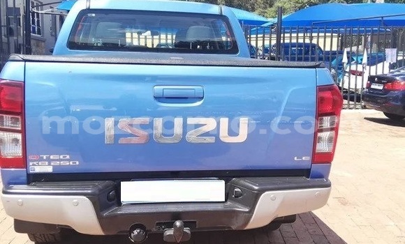 Tenga Tsaru Isuzu KB Bhuruu Mota in Mocambique in Nampula Tenga Tsaru Isuzu KB Bhuruu Mota in Mocambique in Nampula