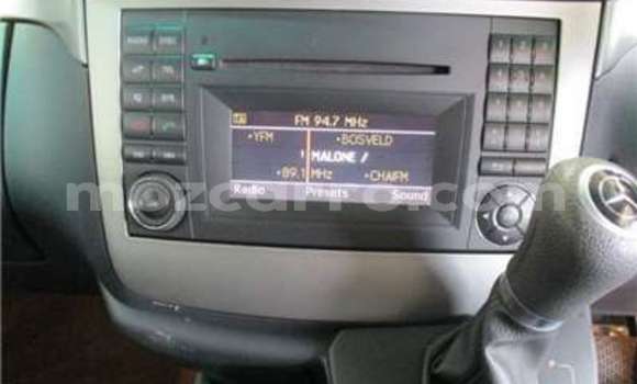 Tenga Tsaru Mercedes‒Benz Viano Sirivha Mota in Beira in Sofala Tenga Tsaru Mercedes‒Benz Viano Sirivha Mota in Beira in Sofala