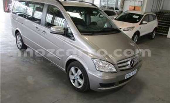 Tenga Tsaru Mercedes‒Benz Viano Sirivha Mota in Beira in Sofala Tenga Tsaru Mercedes‒Benz Viano Sirivha Mota in Beira in Sofala