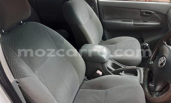 Buy Used Toyota Hilux White Car in Maputo in Maputo Buy Used Toyota Hilux White Car in Maputo in Maputo