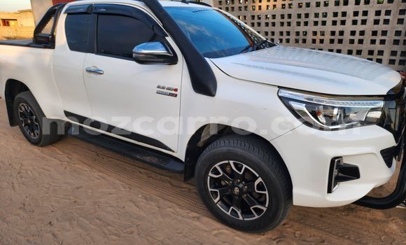Tenga Tsaru Toyota Hiluxe Revo Chena Mota in Maputo in Maputo Tenga Tsaru Toyota Hiluxe Revo Chena Mota in Maputo in Maputo
