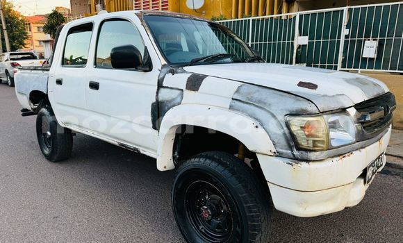 Buy Used Toyota Hilux White Car in Maputo in Maputo Buy Used Toyota Hilux White Car in Maputo in Maputo