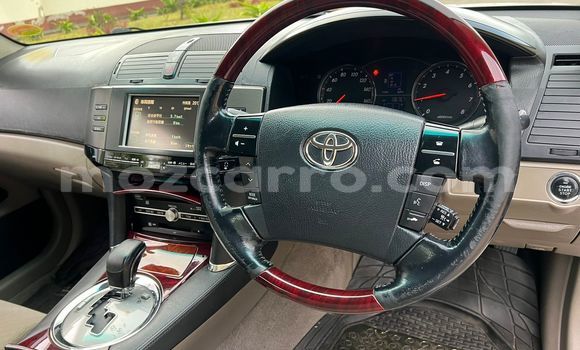 Nunua Ilio tumika Toyota Mark X Fedha Gari ndani ya Maputo nchini Maputo Nunua Ilio tumika Toyota Mark X Fedha Gari ndani ya Maputo nchini Maputo