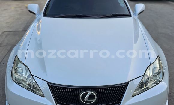 Comprar Usado Lexus IS Branco Carro em Maputo em Maputo