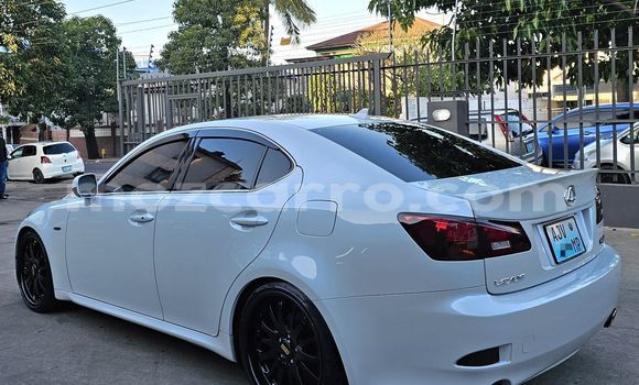 Comprar Usado Lexus IS Branco Carro em Maputo em Maputo Comprar Usado Lexus IS Branco Carro em Maputo em Maputo
