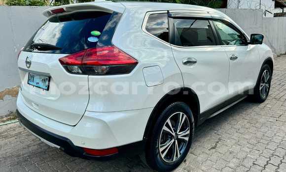 Comprar Novo Nissan X-Trail Branco Carro em Maputo em Maputo Comprar Novo Nissan X-Trail Branco Carro em Maputo em Maputo