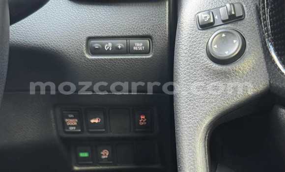 Comprar Novo Nissan X-Trail Branco Carro em Maputo em Maputo Comprar Novo Nissan X-Trail Branco Carro em Maputo em Maputo