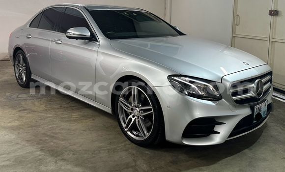 Tenga Itsva Mercedes-Benz E200 Sirivha Mota in Maputo in Maputo