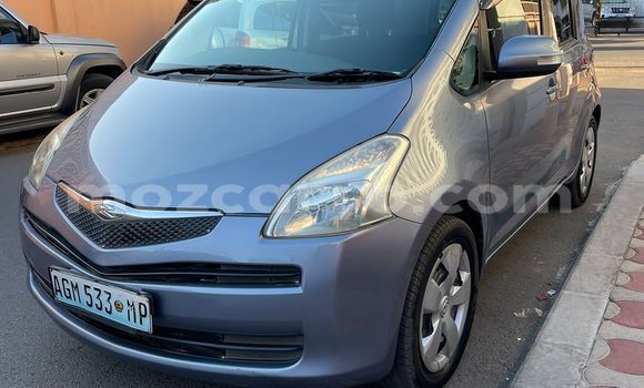 Comprar Usado Toyota Ractis Azul Carro em Maputo em Maputo Comprar Usado Toyota Ractis Azul Carro em Maputo em Maputo
