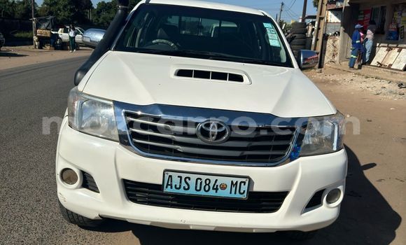 Tenga Tsaru Toyota Hilux Chena Mota in Maputo in Maputo Tenga Tsaru Toyota Hilux Chena Mota in Maputo in Maputo