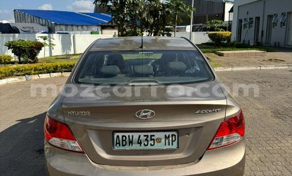 Comprar Usado Hyundai Accent Castanho Carro em Maputo em Maputo Comprar Usado Hyundai Accent Castanho Carro em Maputo em Maputo
