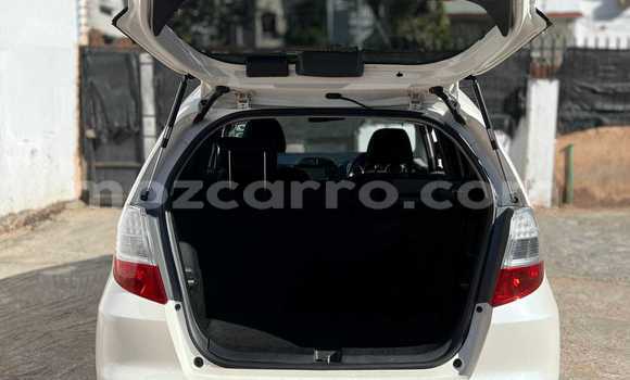 Nunua Ilio tumika Honda Fit Nyeupe Gari ndani ya Maputo nchini Maputo Nunua Ilio tumika Honda Fit Nyeupe Gari ndani ya Maputo nchini Maputo