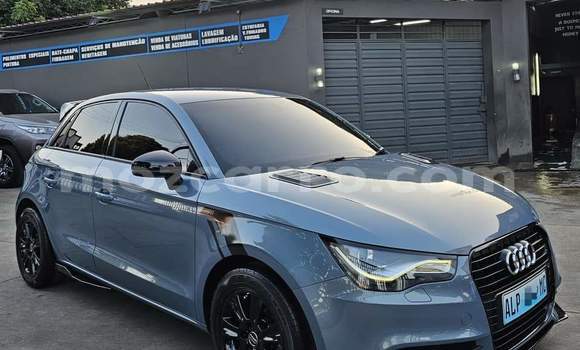 Comprar Usado Audi A1 Azul Carro em Maputo em Maputo