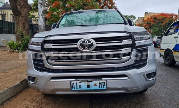 Buy Used Toyota Land Cruiser Other Car in Maputo in Maputo Buy Used Toyota Land Cruiser Other Car in Maputo in Maputo