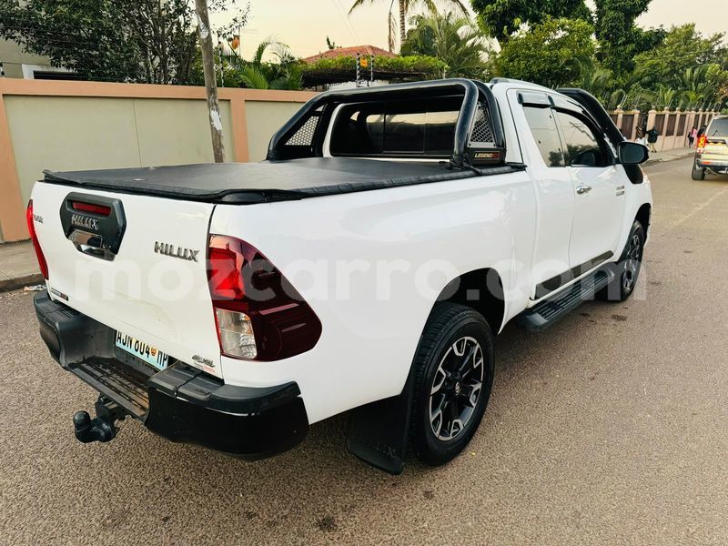 Big with watermark toyota hilux maputo maputo 24689