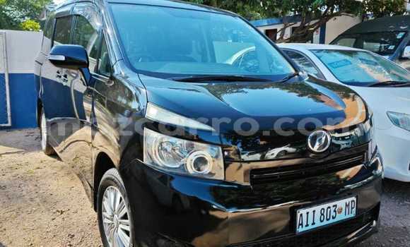 Nunua Ilio tumika Toyota Voxy Nyeusi Gari ndani ya Maputo nchini Maputo Nunua Ilio tumika Toyota Voxy Nyeusi Gari ndani ya Maputo nchini Maputo