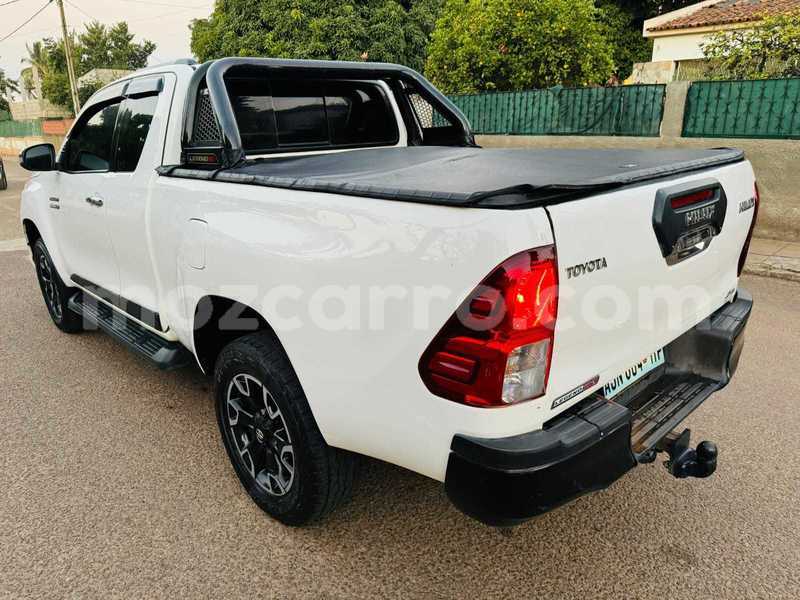 Big with watermark toyota hilux maputo maputo 24695