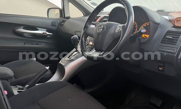 Comprar Usado Toyota Auris De outros Carro em Maputo em Maputo Comprar Usado Toyota Auris De outros Carro em Maputo em Maputo