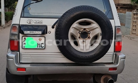 Buy Used Toyota Land Cruiser Prado White Car in Maputo in Maputo Buy Used Toyota Land Cruiser Prado White Car in Maputo in Maputo