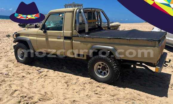 Buy Used Toyota Land Cruiser Brown Car in Maputo in Maputo Buy Used Toyota Land Cruiser Brown Car in Maputo in Maputo