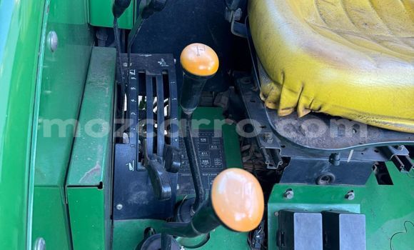 Nunua Ilio tumika Bajaj Qute Kijani Gari ndani ya Maputo nchini Maputo Nunua Ilio tumika Bajaj Qute Kijani Gari ndani ya Maputo nchini Maputo