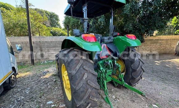 Nunua Ilio tumika Bajaj Qute Kijani Gari ndani ya Maputo nchini Maputo Nunua Ilio tumika Bajaj Qute Kijani Gari ndani ya Maputo nchini Maputo