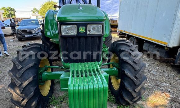 Nunua Ilio tumika Bajaj Qute Kijani Gari ndani ya Maputo nchini Maputo Nunua Ilio tumika Bajaj Qute Kijani Gari ndani ya Maputo nchini Maputo