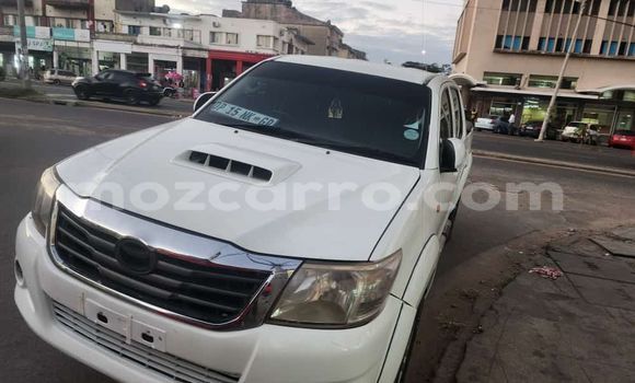 Comprar Usado Toyota Hilux Branco Carro em Maputo em Maputo Comprar Usado Toyota Hilux Branco Carro em Maputo em Maputo