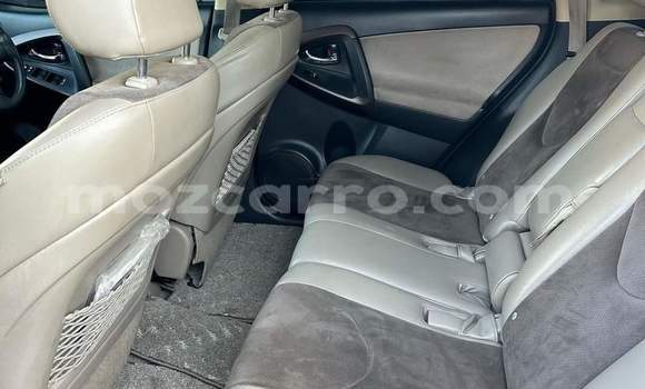 Nunua Ilio tumika Toyota Vanguard Nyingine Gari ndani ya Maputo nchini Maputo Nunua Ilio tumika Toyota Vanguard Nyingine Gari ndani ya Maputo nchini Maputo