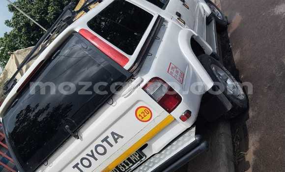 Comprar Usado Toyota Hilux Branco Carro em Maputo em Maputo Comprar Usado Toyota Hilux Branco Carro em Maputo em Maputo