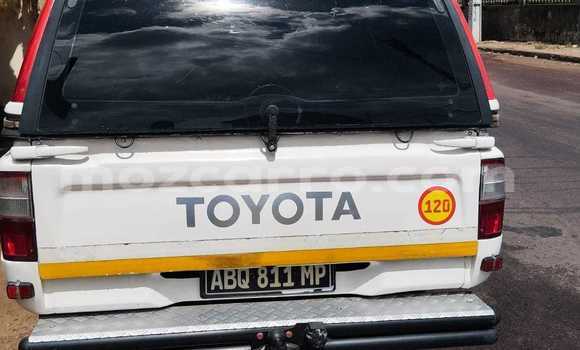 Comprar Usado Toyota Hilux Branco Carro em Maputo em Maputo Comprar Usado Toyota Hilux Branco Carro em Maputo em Maputo