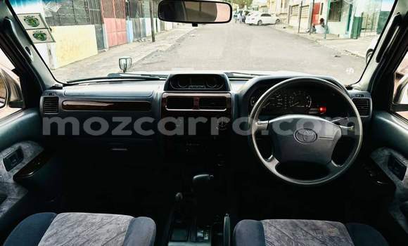 Nunua Ilio tumika Toyota Land Cruiser Prado Nyeupe Gari ndani ya Maputo nchini Maputo Nunua Ilio tumika Toyota Land Cruiser Prado Nyeupe Gari ndani ya Maputo nchini Maputo