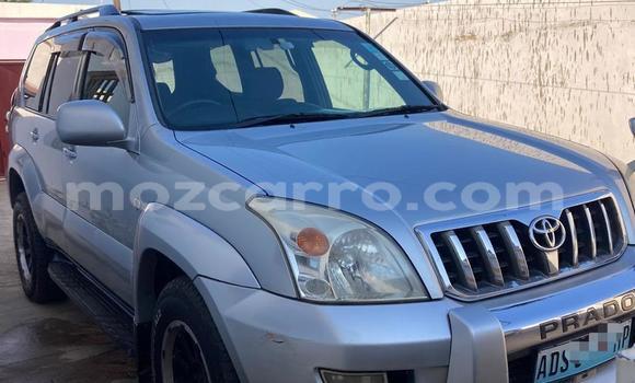 Nunua Ilio tumika Toyota Land Cruiser Prado Fedha Gari ndani ya Maputo nchini Maputo Nunua Ilio tumika Toyota Land Cruiser Prado Fedha Gari ndani ya Maputo nchini Maputo
