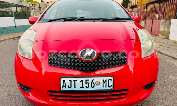 Nunua Ilio tumika Toyota Vitz Nyekundu Gari ndani ya Maputo nchini Maputo