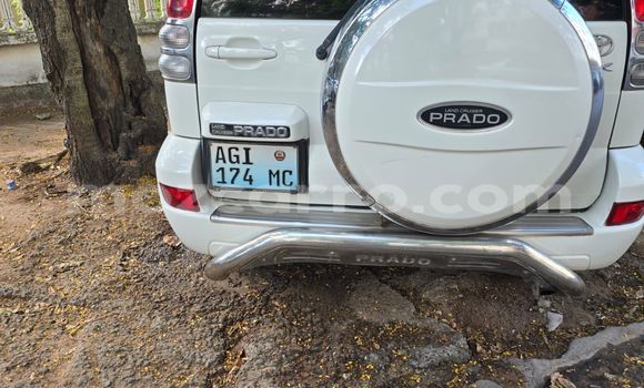 Buy Used Toyota Land Cruiser Prado White Car in Maputo in Maputo Buy Used Toyota Land Cruiser Prado White Car in Maputo in Maputo