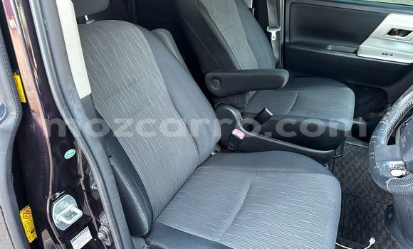 Buy Used Toyota Voxy Other Car in Maputo in Maputo Buy Used Toyota Voxy Other Car in Maputo in Maputo