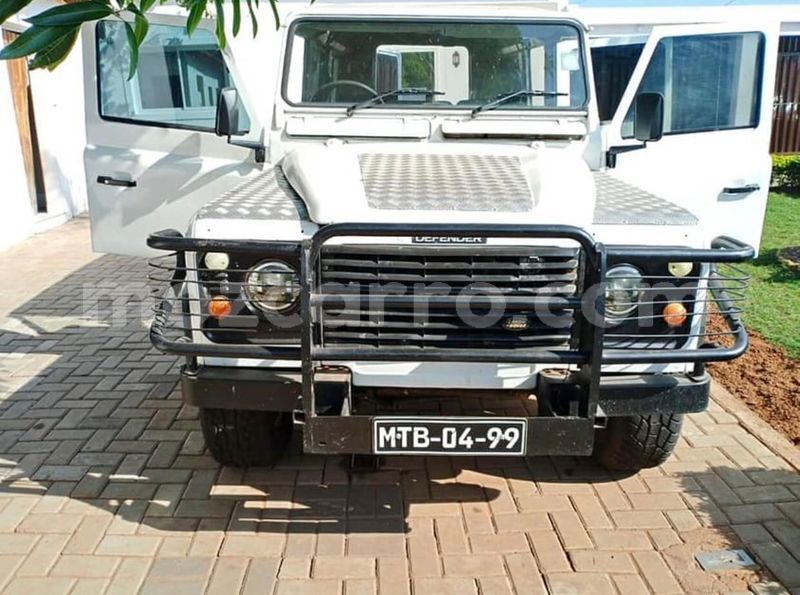 Big with watermark land rover defender maputo maputo 24759