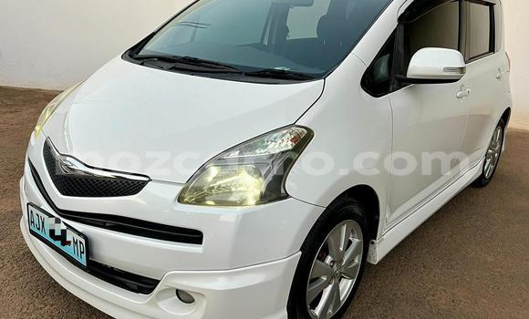 Nunua Ilio tumika Toyota Ractis Nyeupe Gari ndani ya Maputo nchini Maputo Nunua Ilio tumika Toyota Ractis Nyeupe Gari ndani ya Maputo nchini Maputo