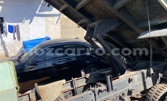 Buy Used Hino Ranger Blue Truck in Maputo in Maputo Buy Used Hino Ranger Blue Truck in Maputo in Maputo
