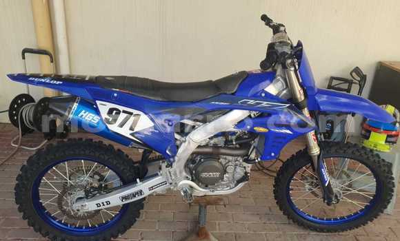 Comprar Usado Yamaha YZ450F Azul Moto em Maputo em Maputo