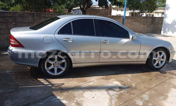 Tenga Tsaru Mercedes-Benz C250 coupe Zvimwe Mota in Maputo in Maputo Tenga Tsaru Mercedes-Benz C250 coupe Zvimwe Mota in Maputo in Maputo
