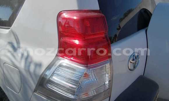 Comprar Usado Toyota Land Cruiser Prado Branco Carro em Maputo em Maputo Comprar Usado Toyota Land Cruiser Prado Branco Carro em Maputo em Maputo
